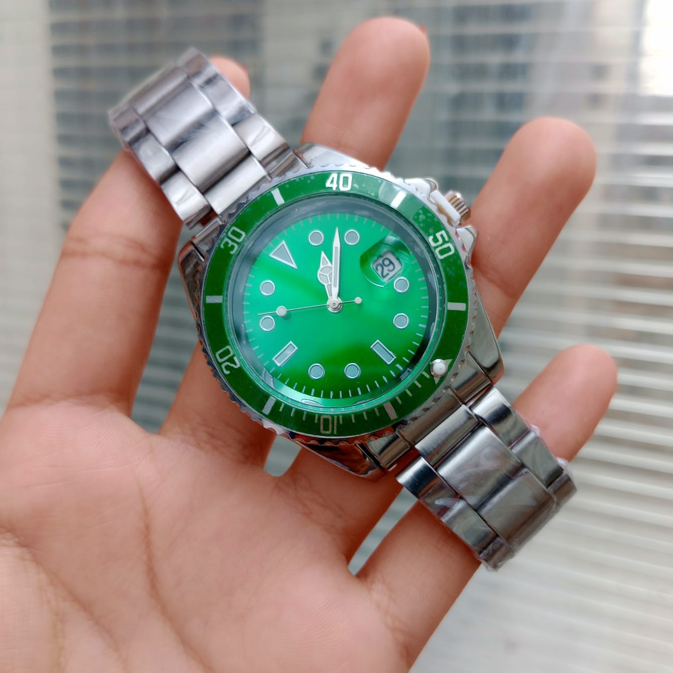 Reloj deportivo acero inoxidable bisel rojo cronógrafo - Imagen 3