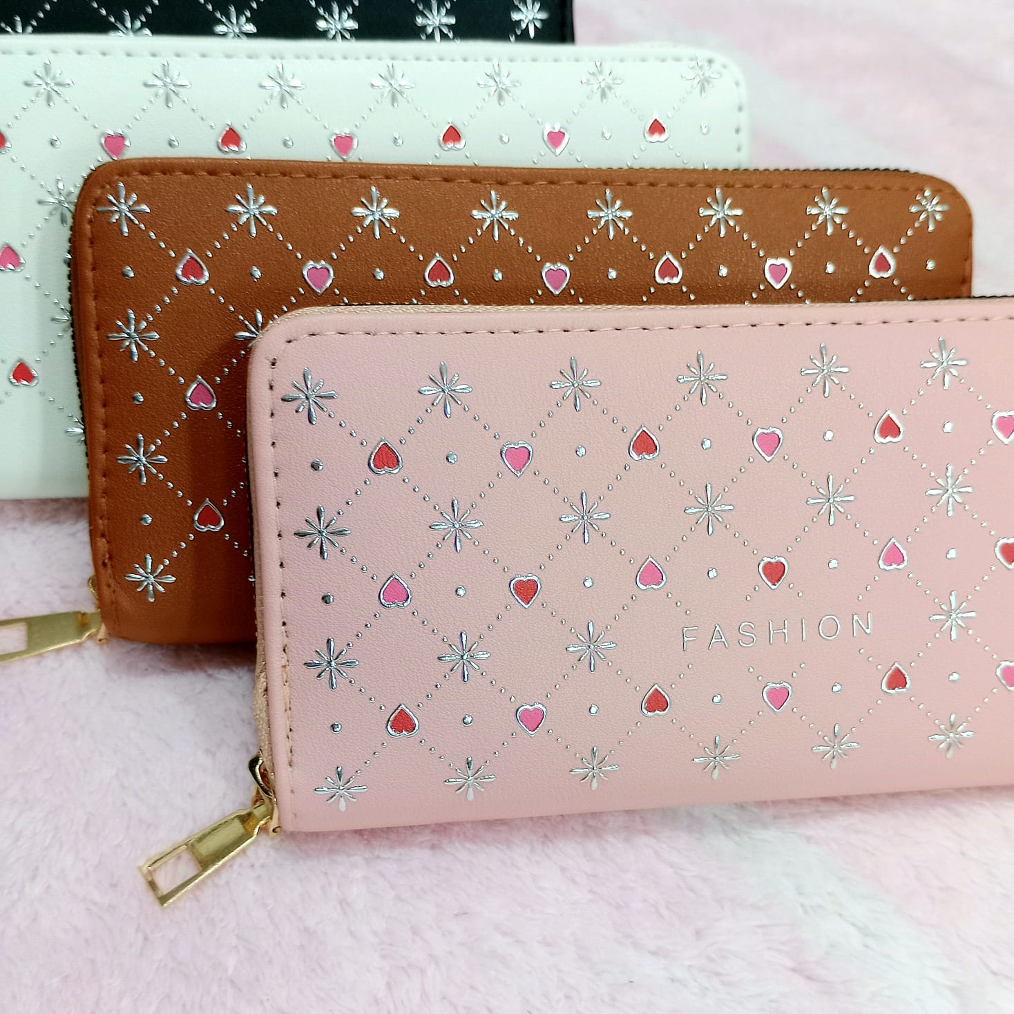 Billetera Larga de Cuero con Diseño de Corazones y Copos de Nieve - Imagen 8