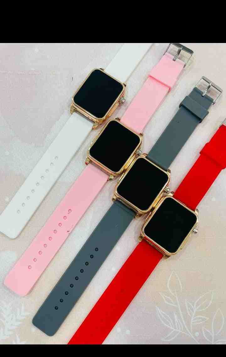 Reloj Digital Cuadrado con Correa Silicona Colores