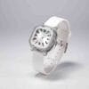 Reloj de pulsera cuadrado transparente con correa blanca