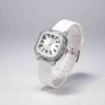 Reloj de pulsera cuadrado transparente con correa blanca