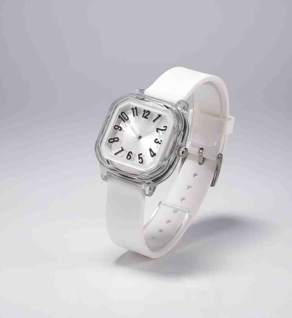 Reloj de pulsera cuadrado transparente con correa blanca