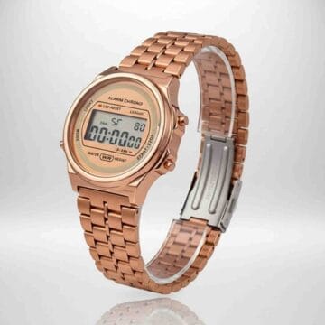 Reloj Digital Retro Dorado con Brazalete Metálico