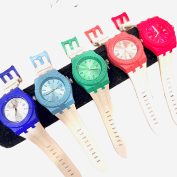 Alternative view of Reloj Street Color