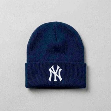 Gorros de Lana Bordados