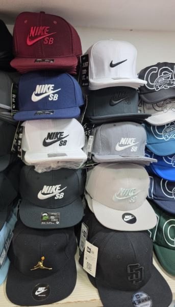 Gorras Cerradas - Imagen 12