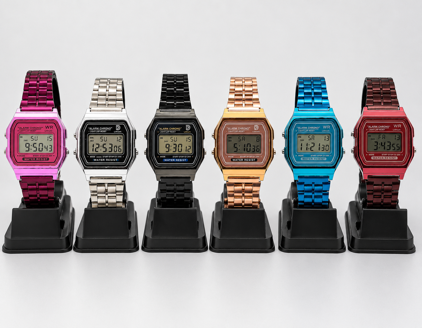 Relojes digitales rosa, negro, azul y bordó.