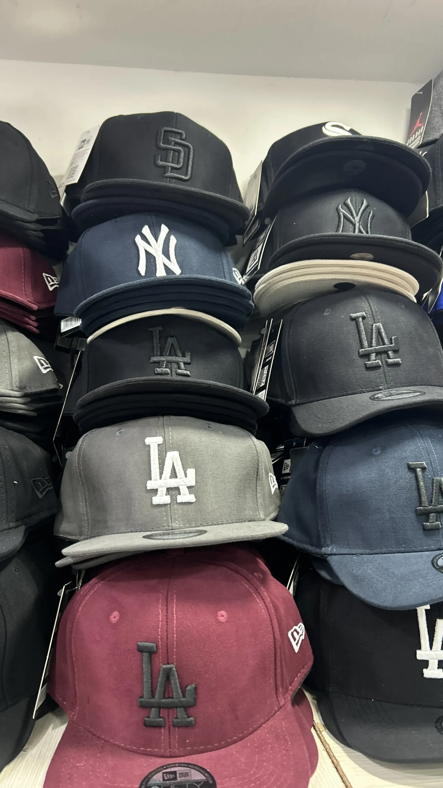 Gorras Cerradas - Imagen 7
