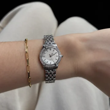Alternative view of Reloj Analógico Plateado con Strass